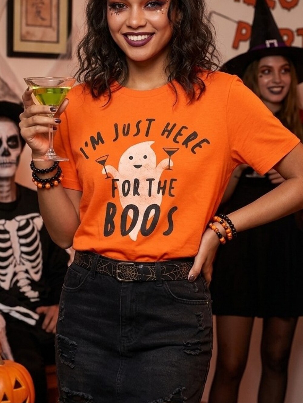 Halloween Graphic Tee - 'I'm Just Here For The Boos'